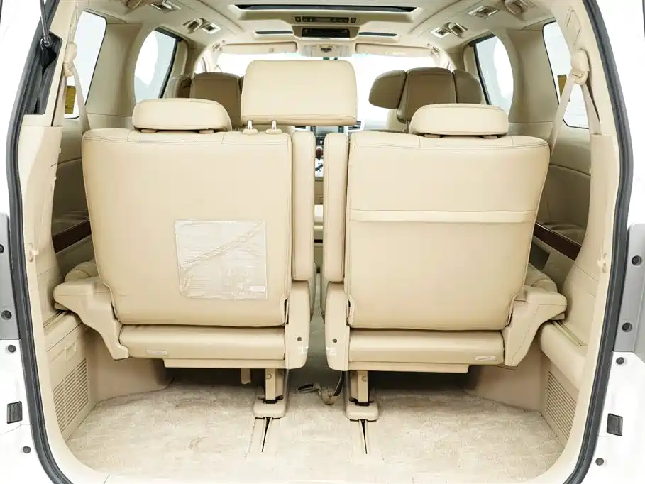 Toyota Alphard 2011 3.5L Luxury Edition