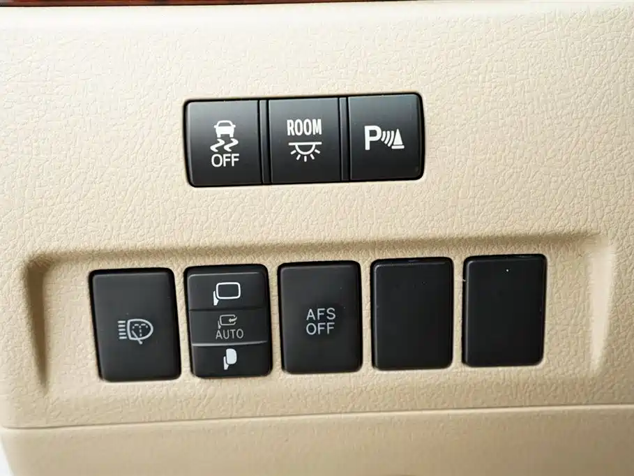 Toyota Alphard 2011 3.5L Luxury Edition
