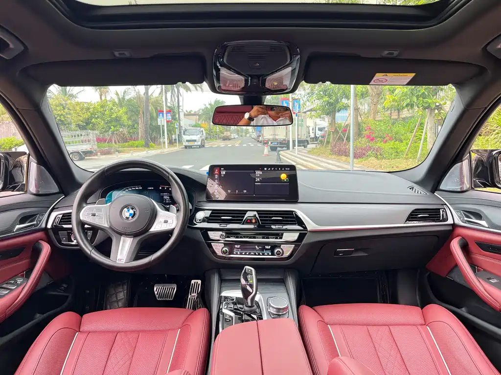 BMW 5 Series 2023 530Li Exclusive Edition M Sport Package - фото 5