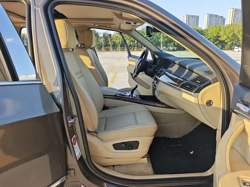 BMW X5 (Import) 2011 US Spec
