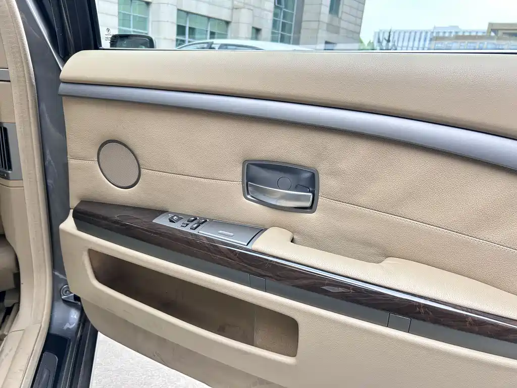BMW 7 Series 2009 730Li Luxury