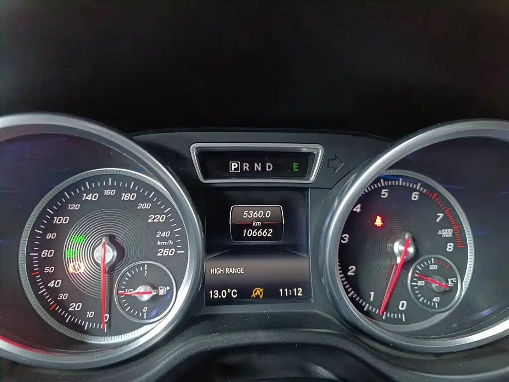 Mercedes-Benz G 500
