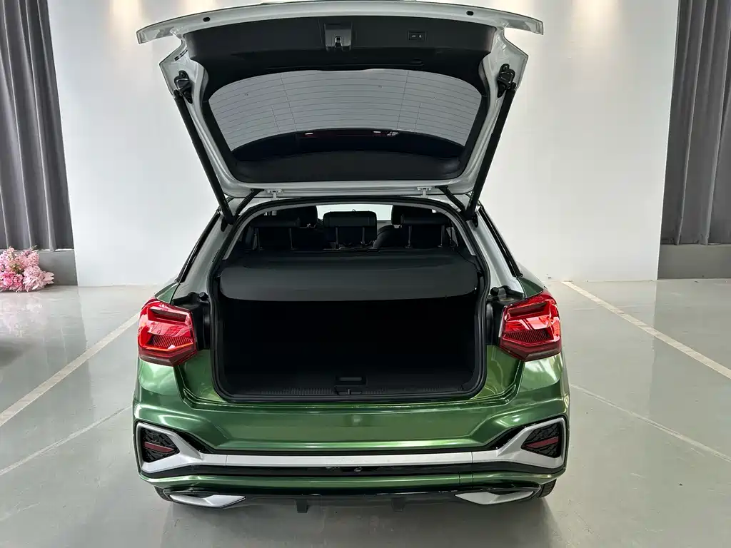 Audi Q2L 2024 35 TFSI Entry Dynamic - фото 29