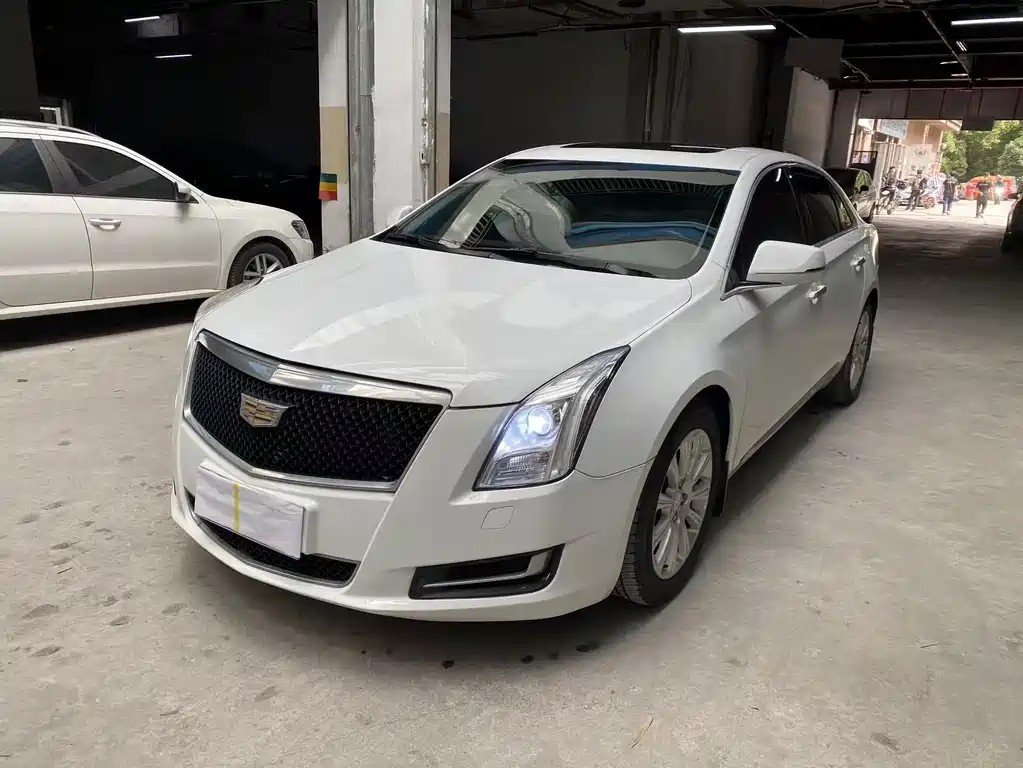 Cadillac XTS 2017 28T Technology