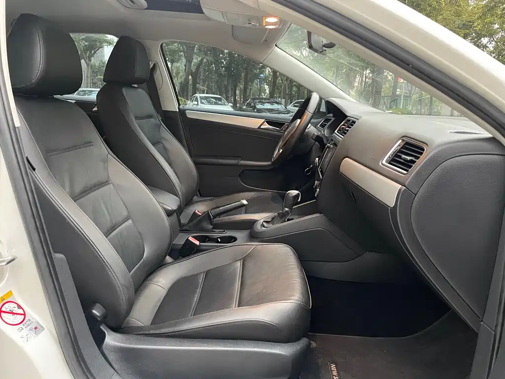 Volkswagen Sagitar 2014 1.4TSI Automatic Luxury Edition