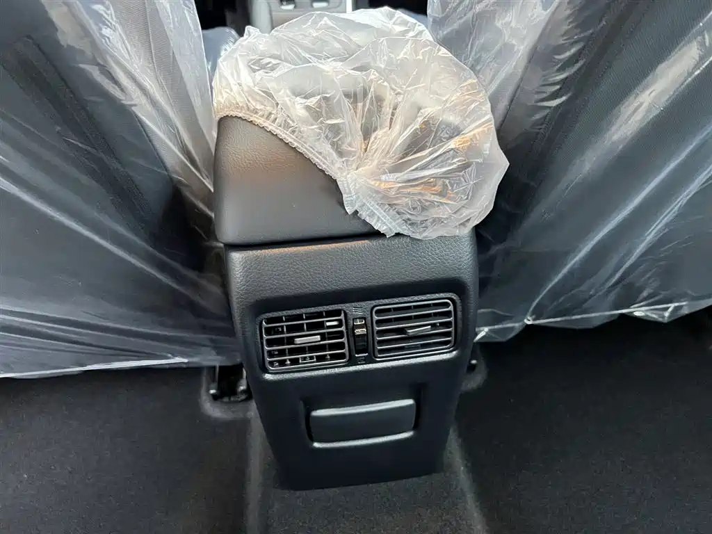 Nissan Sylphy 2024 Classic 1.6XE CVT Comfort Edition