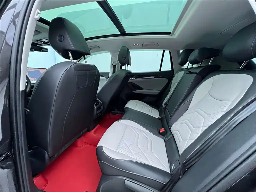 Tayron L 2025 330TSI 2WD Elite