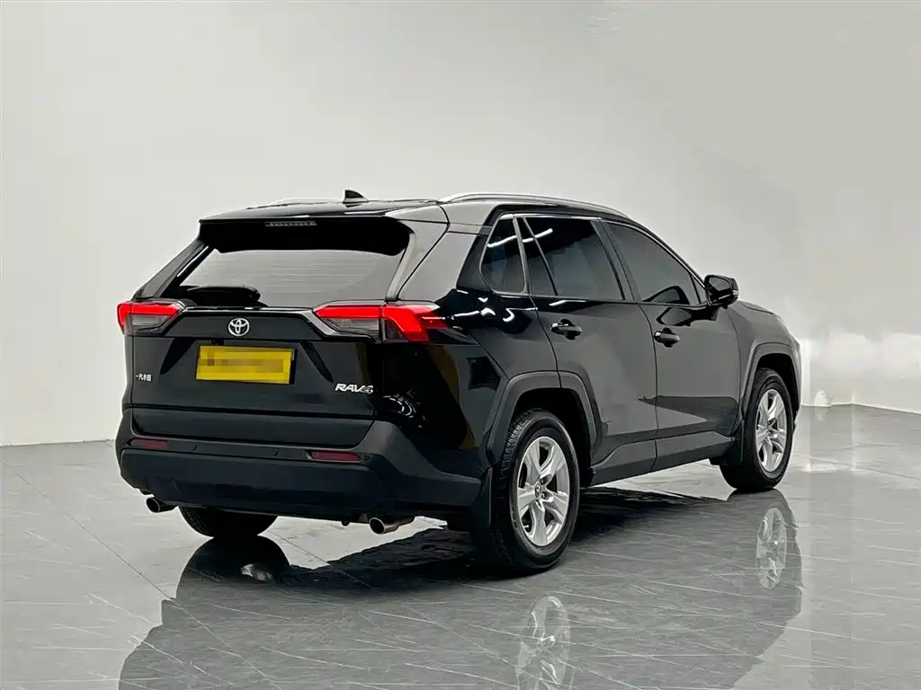 Toyota RAV4 2020 2.0L CVT FWD Urban Edition