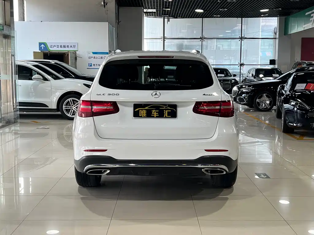 Mercedes-Benz GLC 260 4MATIC Luxury Edition 2017