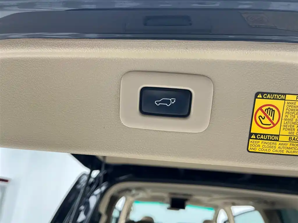 Alphard 2011 3.5L Luxury Edition