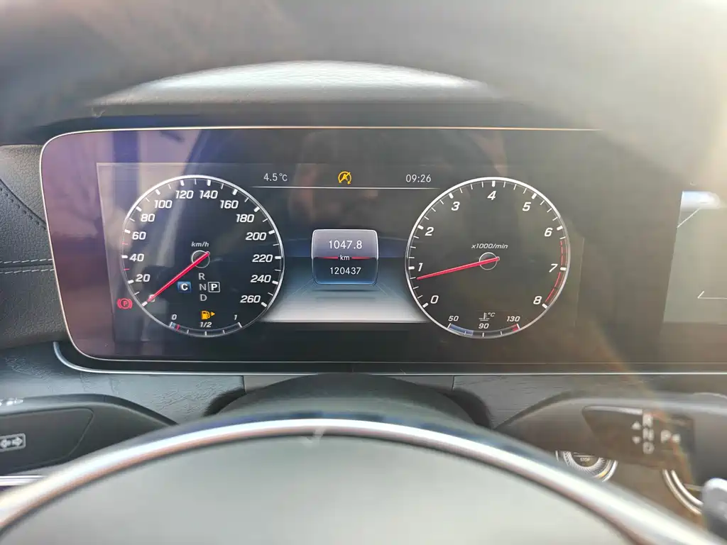 Mercedes-Benz E-Class 2016 E 200 L Sport