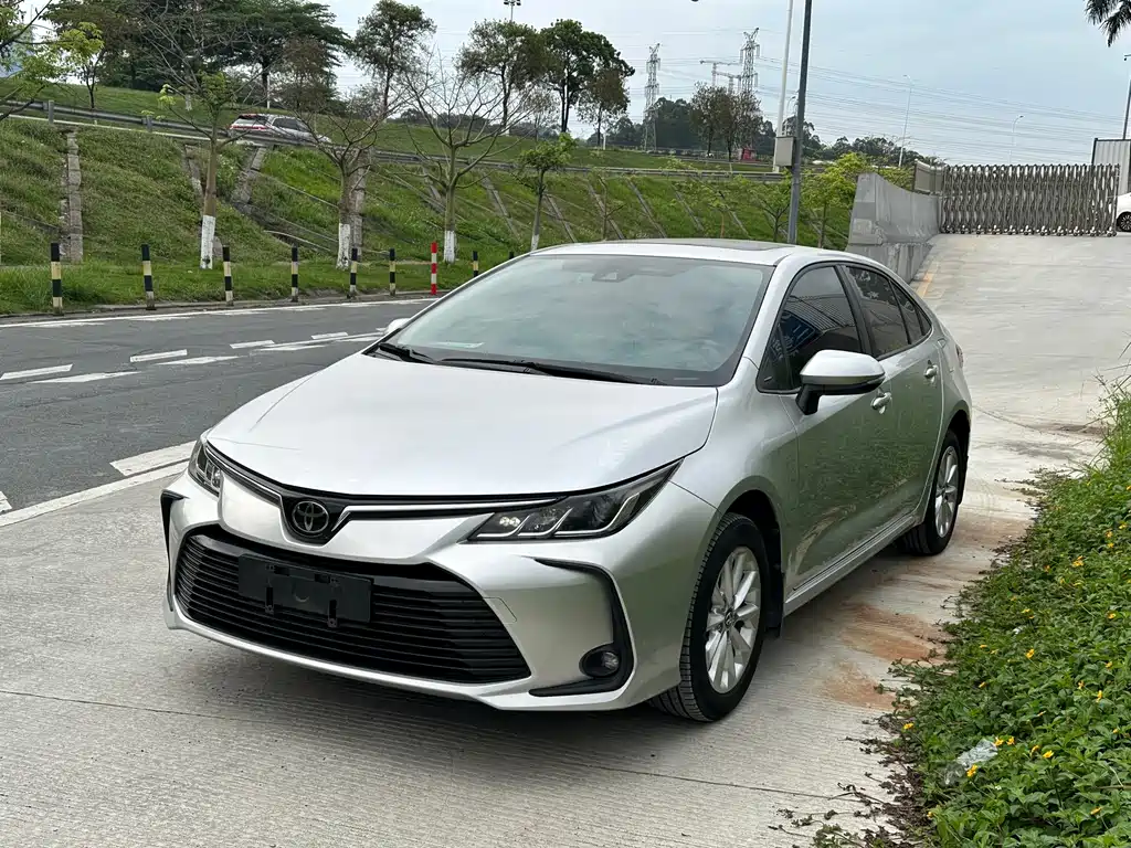 Corolla 2019 1.2T S-CVT GL-i Luxury Edition