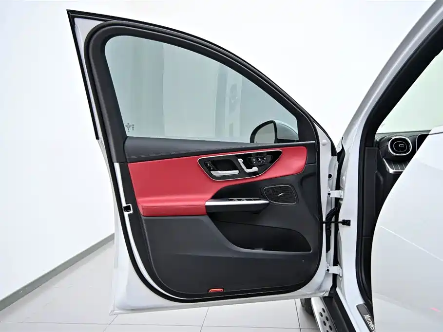 Mercedes-Benz GLC 300 L 4MATIC