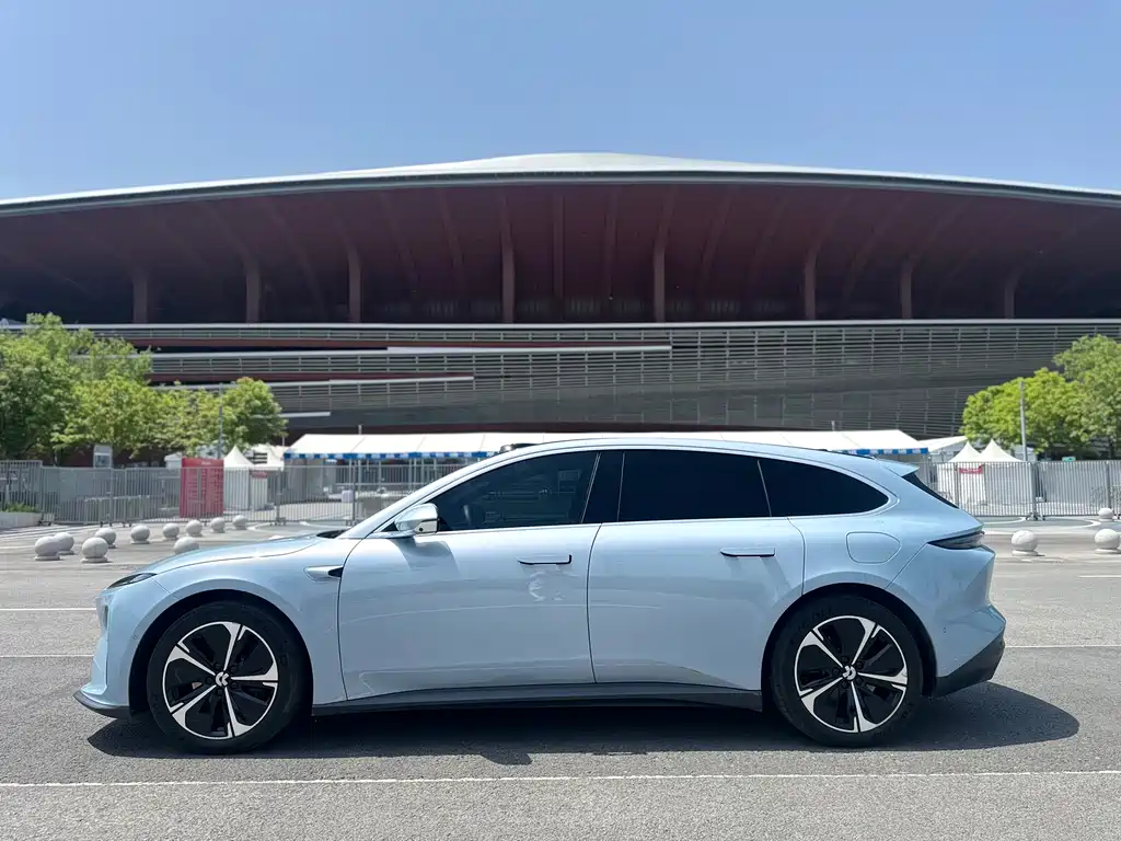 NIO ET5T 2023 75kWh Touring