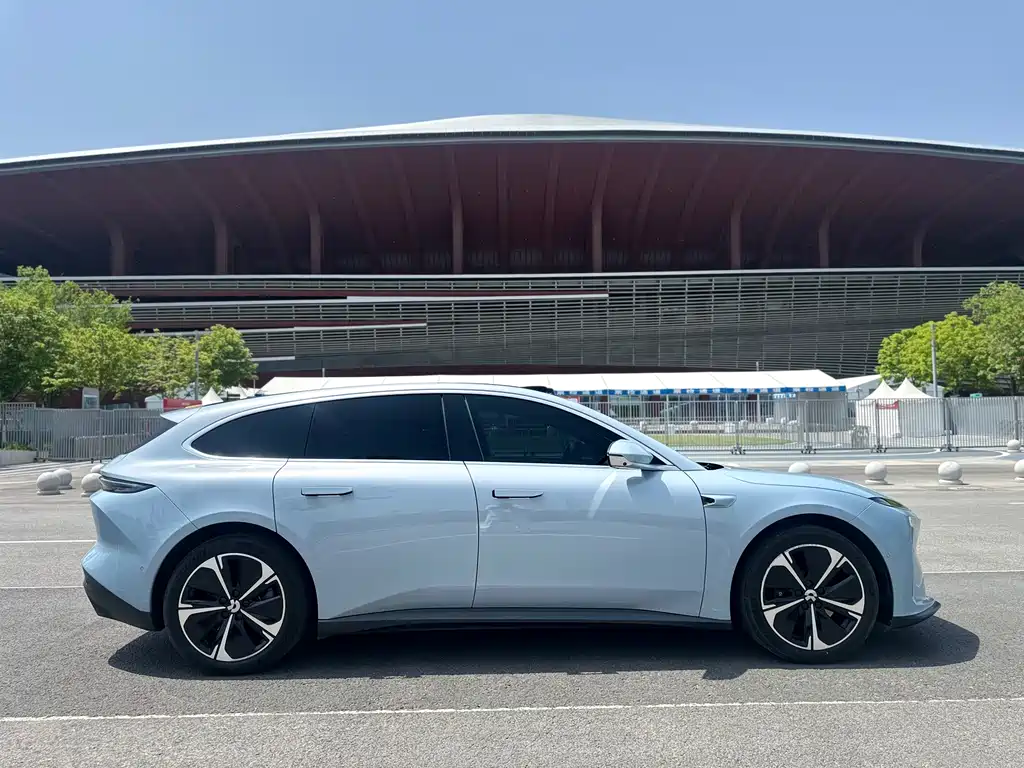 NIO ET5T 2023 75kWh Touring