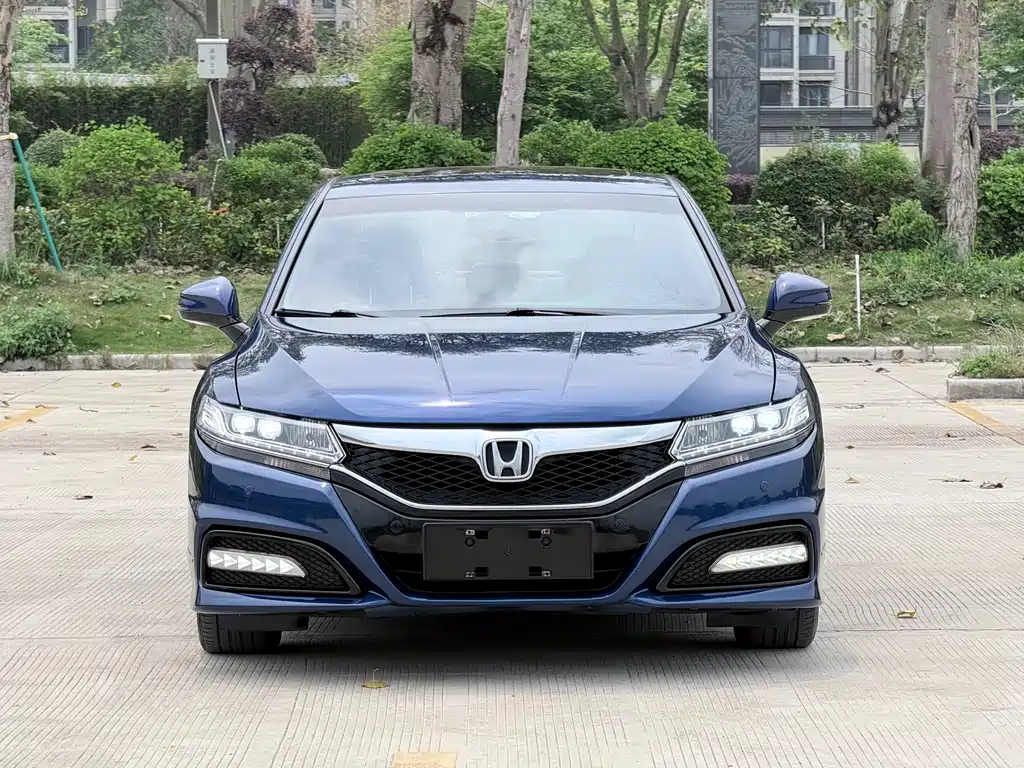 Spirior 2015 2.4L Noble Edition