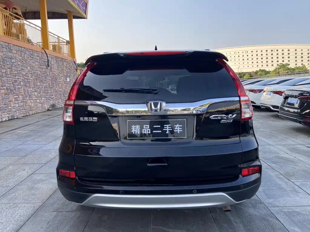 Honda CR-V 2015 2.0L FWD Fashion Edition