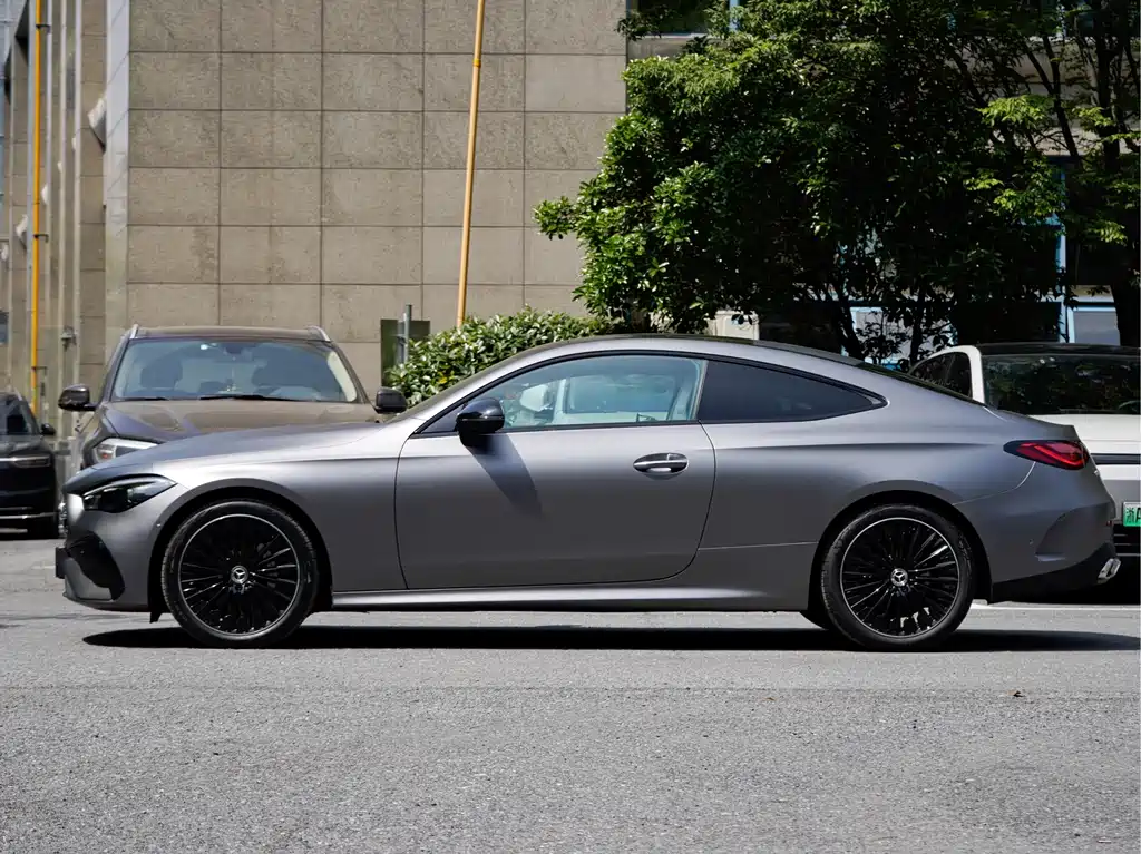 Mercedes-Benz CLE 300 4MATIC Luxury Coupe