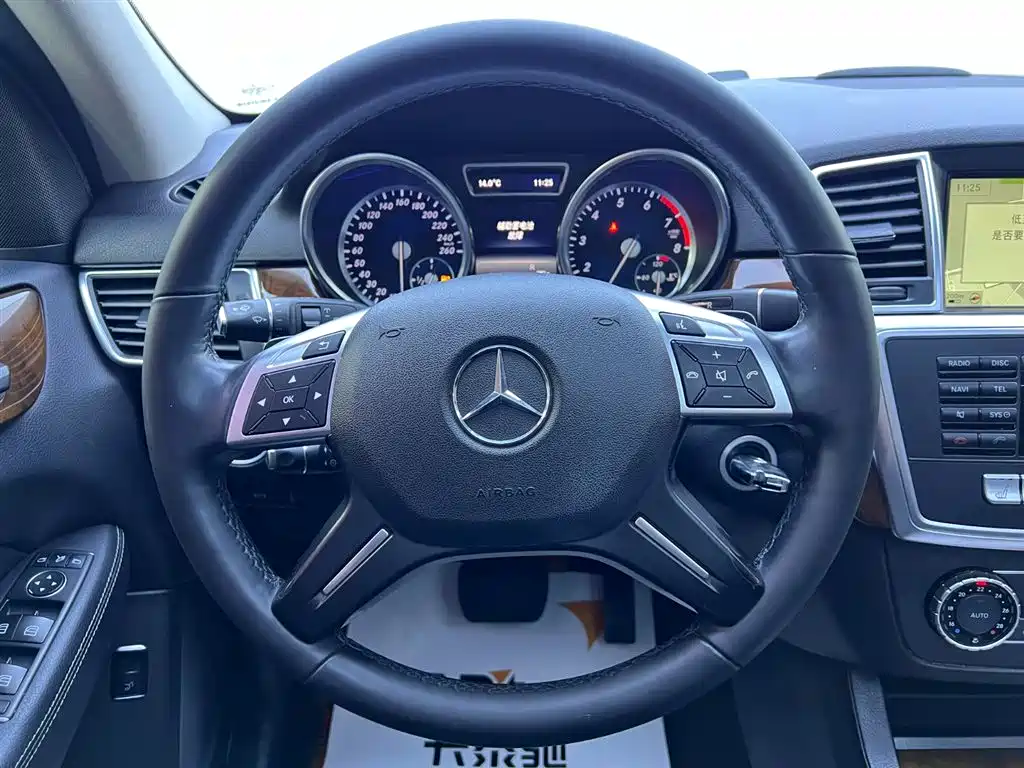 2014 Mercedes-Benz ML 400 4MATIC Dynamic