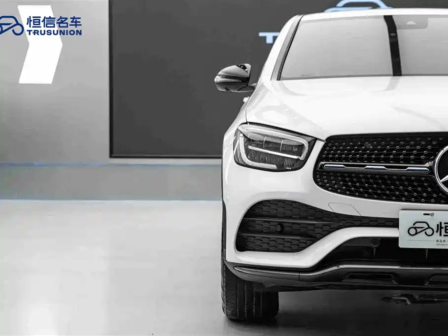 Mercedes-Benz GLC Coupe 2021 GLC 300 4MATIC Coupe SUV