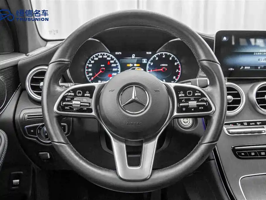 Mercedes-Benz GLC Coupe 2021 GLC 300 4MATIC Coupe SUV