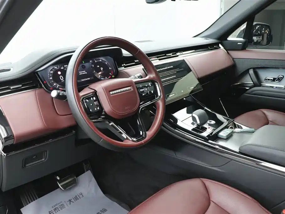 Range Rover Sport 2024 400PS Dynamic SE