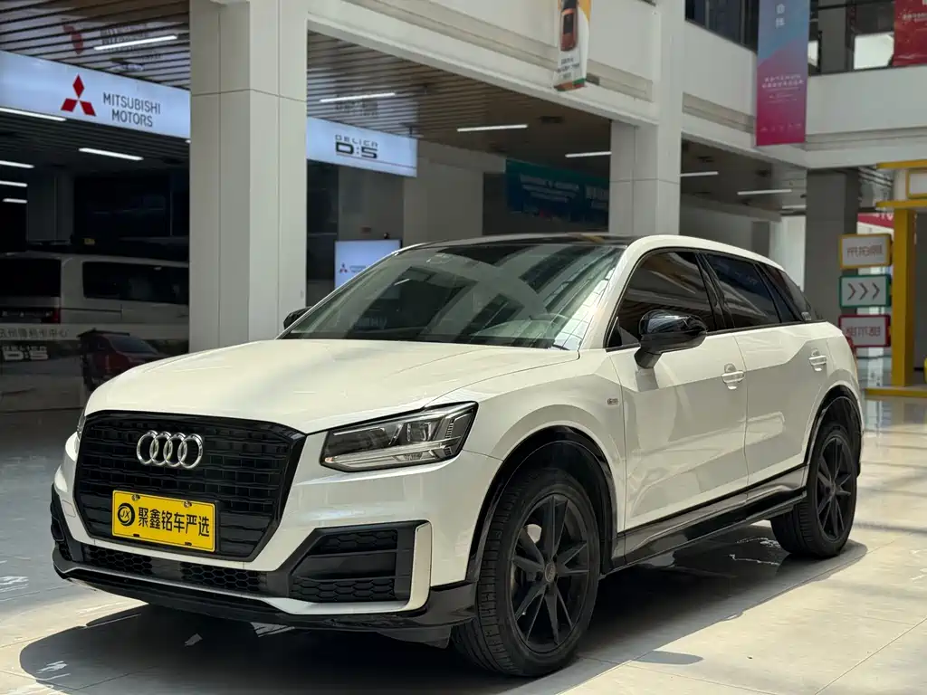 Audi Q2L 2020 35 TFSI Entry Dynamic