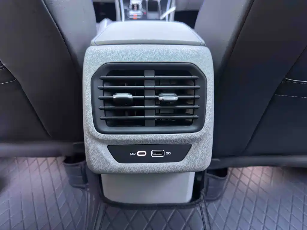 Volkswagen Lamando L 2022 280TSI DSG Flagship Edition
