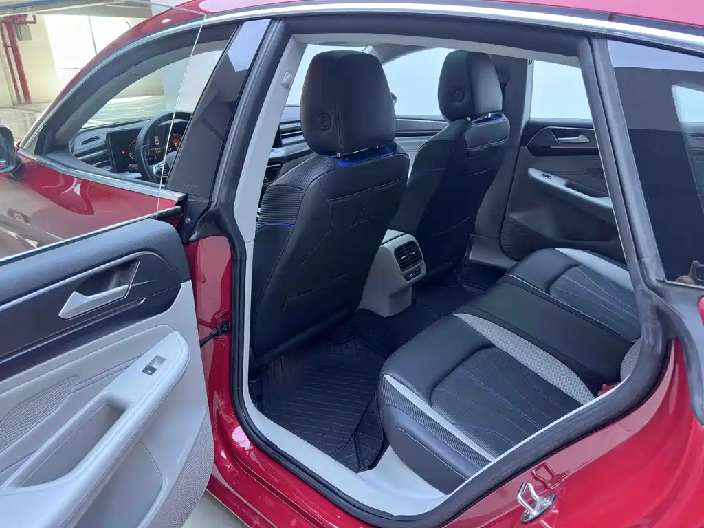 Volkswagen Lamando L 2022 280TSI DSG Flagship Edition