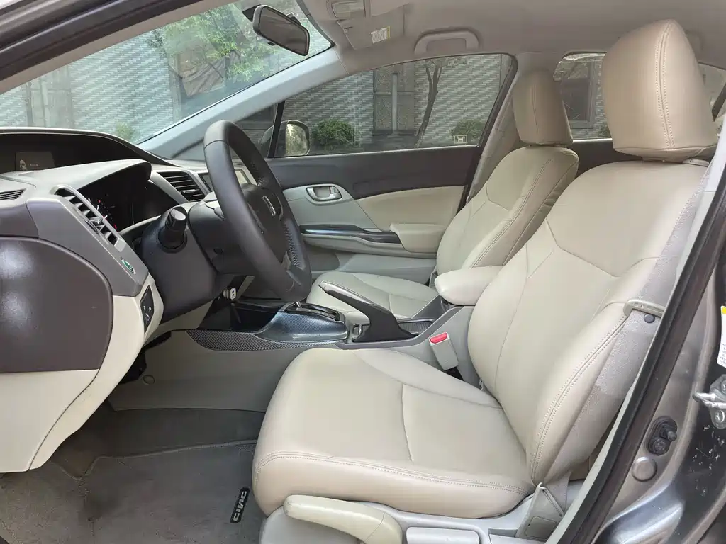 Civic 2013 10th Anniversary Edition 1.8L Automatic Comfort