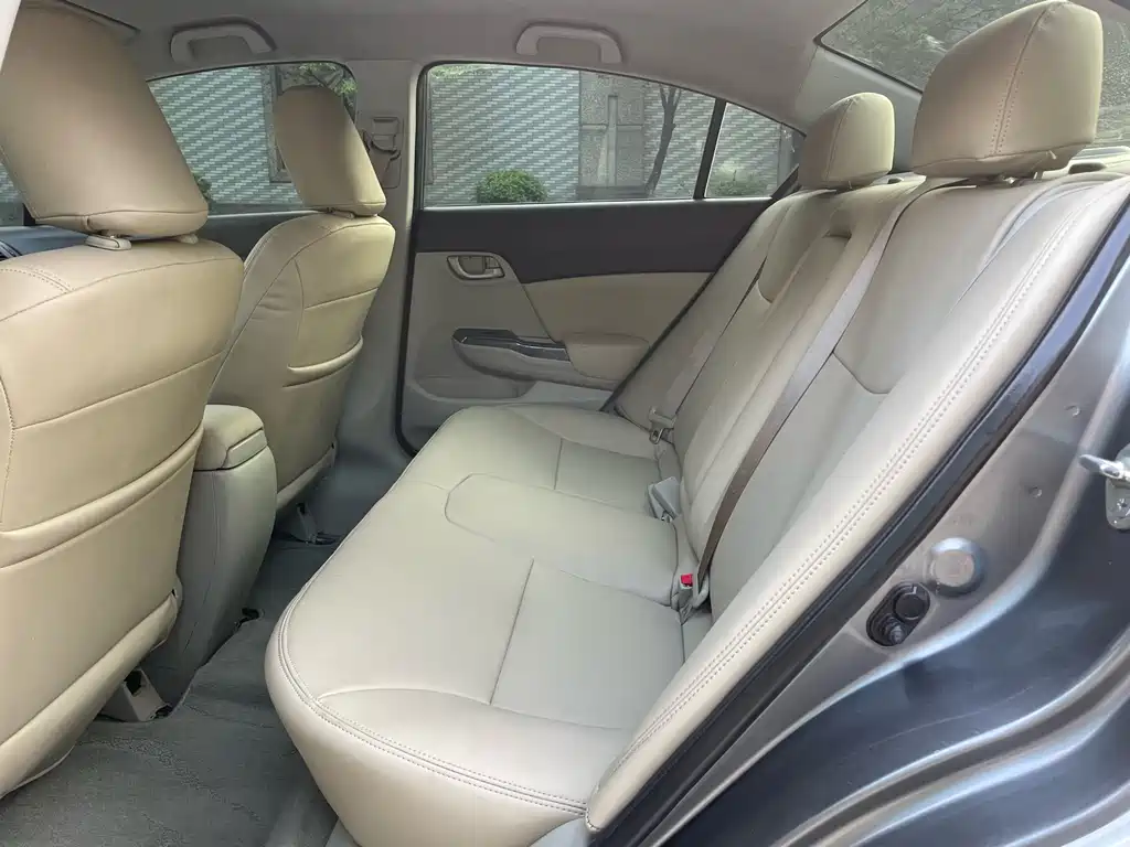 Civic 2013 10th Anniversary Edition 1.8L Automatic Comfort