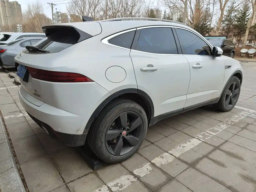 2024 Jaguar E-PACE R-DYNAMIC S