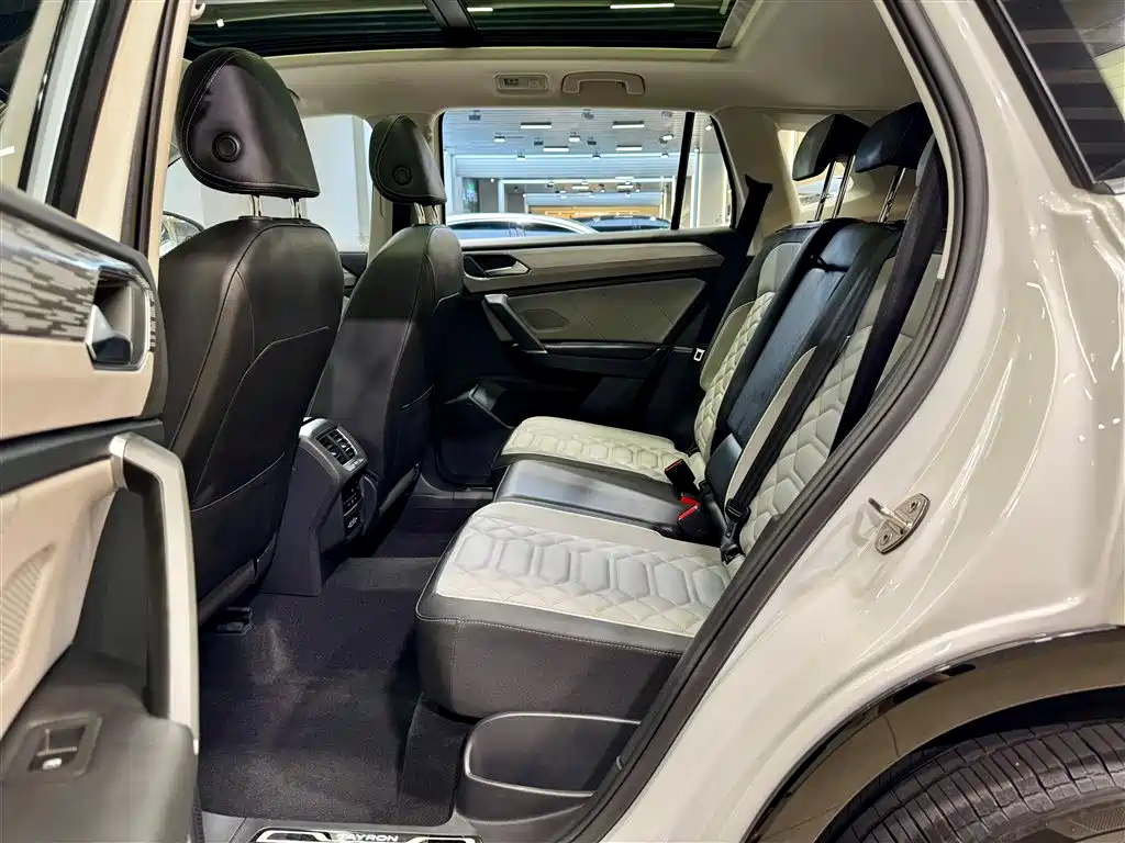 Tayron 2023 380TSI AWD R-Line High Performance Edition