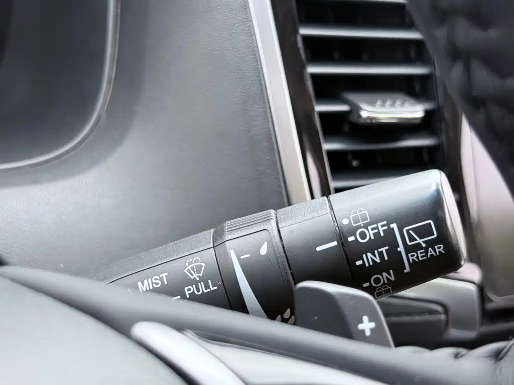 Honda Odyssey 2015 Facelift 2.4L Zhiku Edition