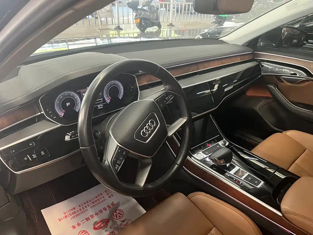 Audi A8L 2018 55 TFSI quattro Launch Edition Premium