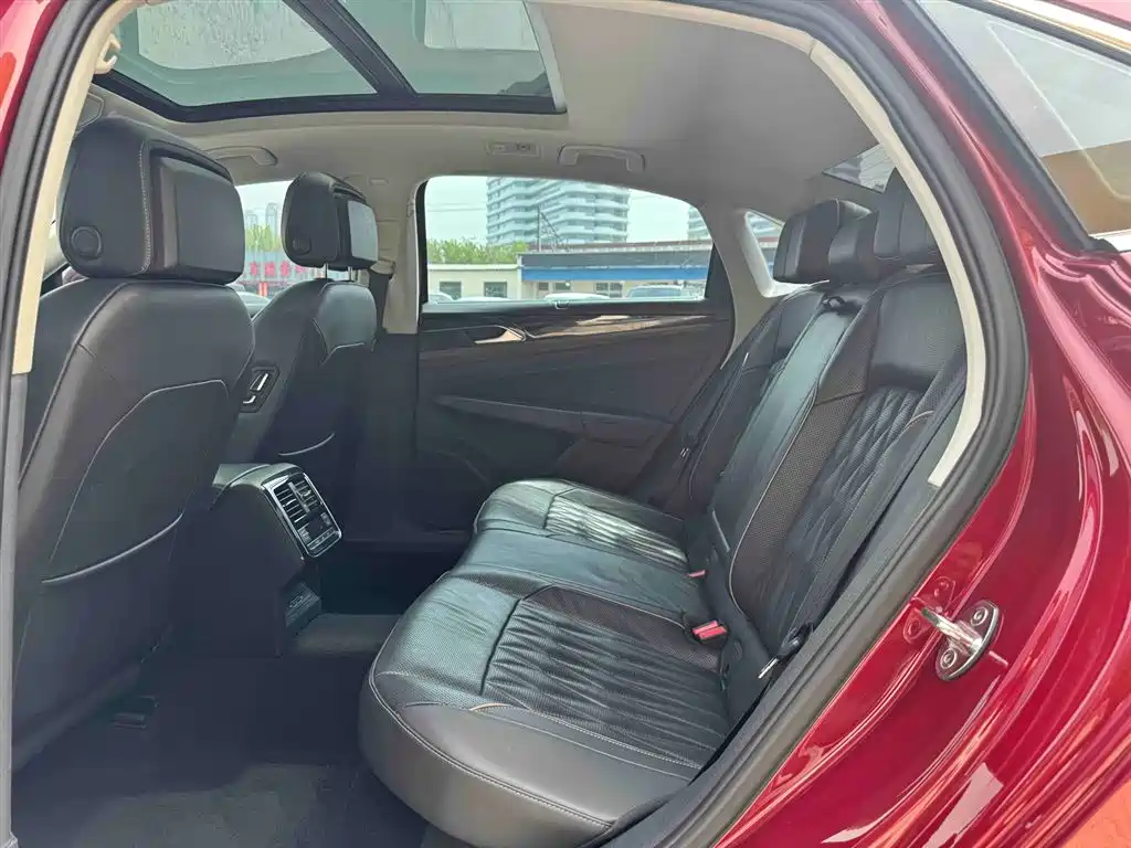 Volkswagen Passat 2019 330TSI Luxury Edition China V