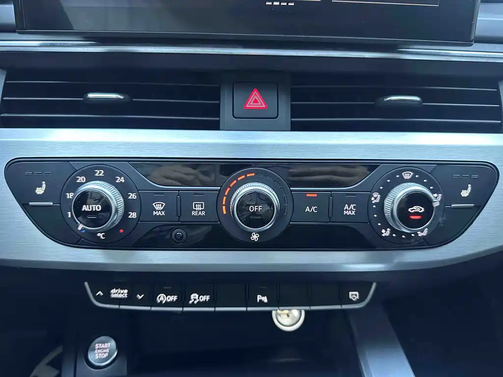 Audi A4L 2022 35 TFSI Fashion Dynamic
