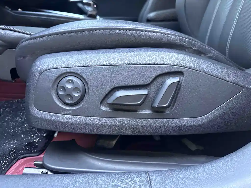 Audi A4L 2022 35 TFSI Fashion Dynamic