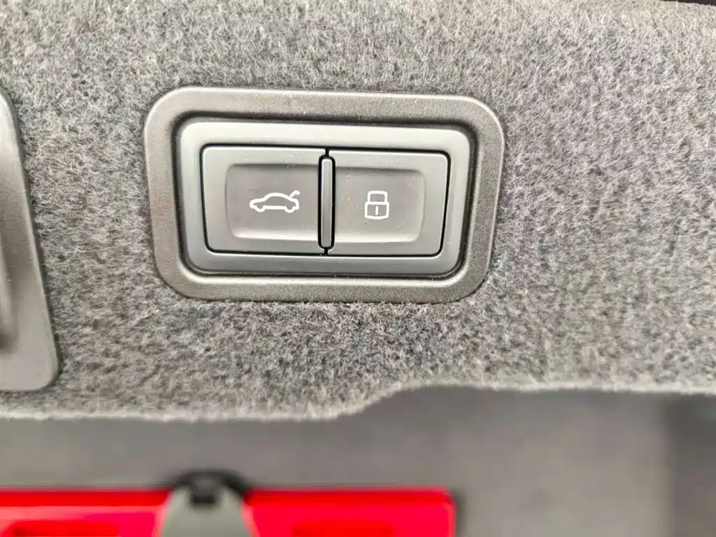 Audi A8L 2021 50 TFSI quattro Comfort