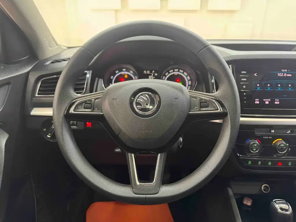 Skoda Kamiq 2022 1.5L Automatic Comfort Edition - фото 15
