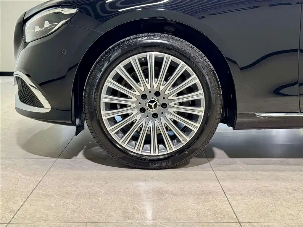 Mercedes-Benz E-Class 2021 E 300 L Fashion
