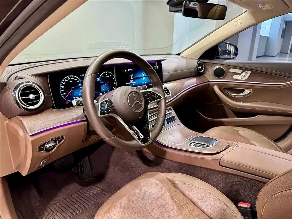 Mercedes-Benz E-Class 2021 E 300 L Fashion
