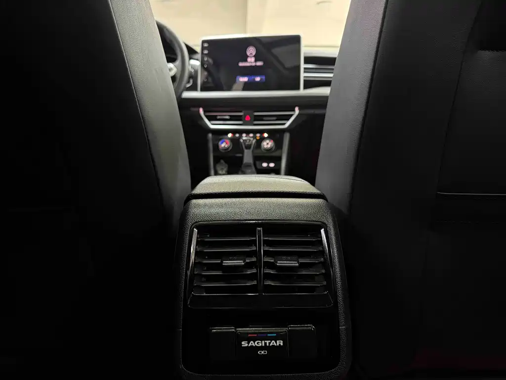 Volkswagen Sagitar 2023 280TSI DSG Beyond Edition