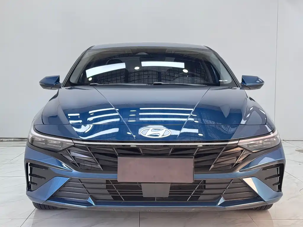 Elantra 2023 1.5L CVT LUX