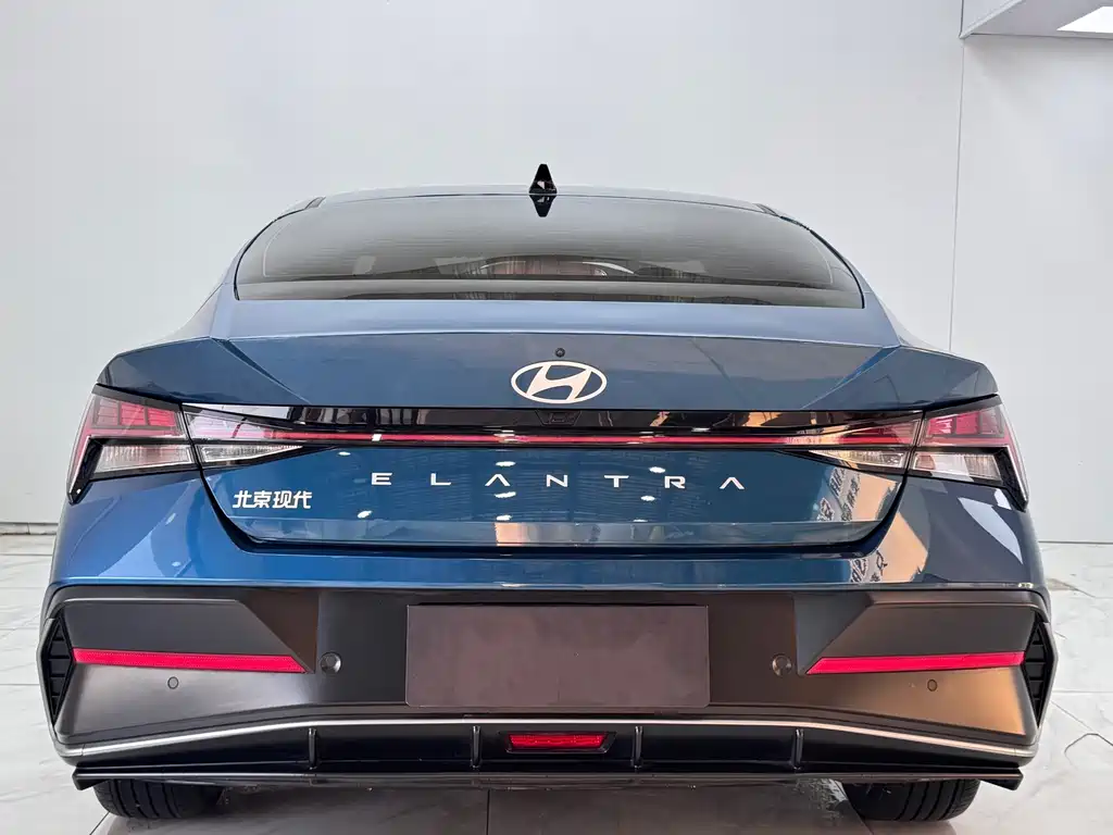 Elantra 2023 1.5L CVT LUX