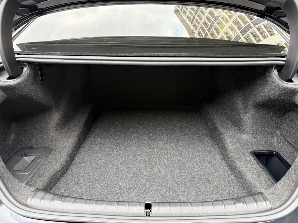 BMW 5 Series 2022 Facelift 530Li Leading Edition M Sport Package - фото 21
