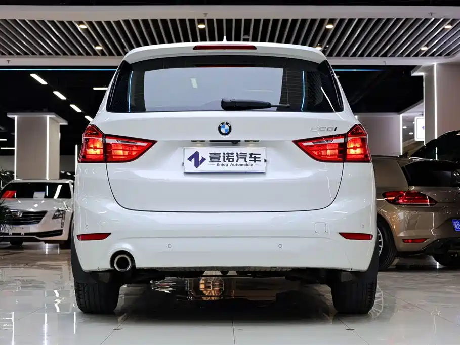 BMW 2 Series Gran Tourer 2019 220i Leading Edition