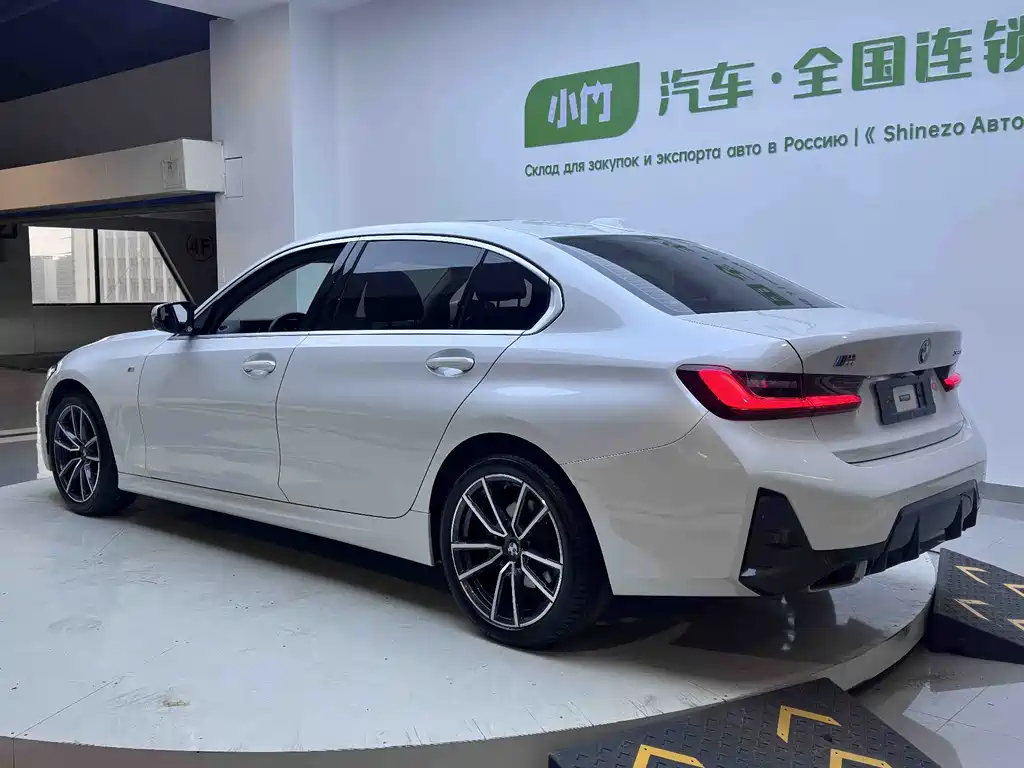 BMW 3 Series 2023 320Li M Sport Package - фото 4