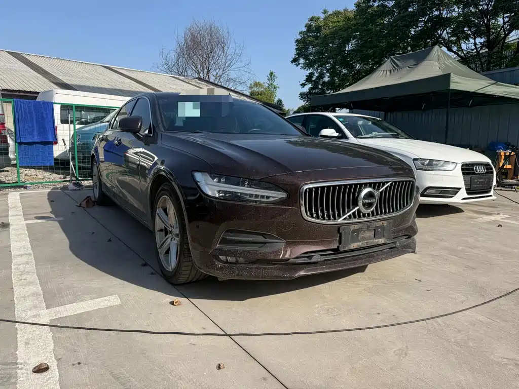 Volvo S90 2017 T4 Zhiyuan Edition