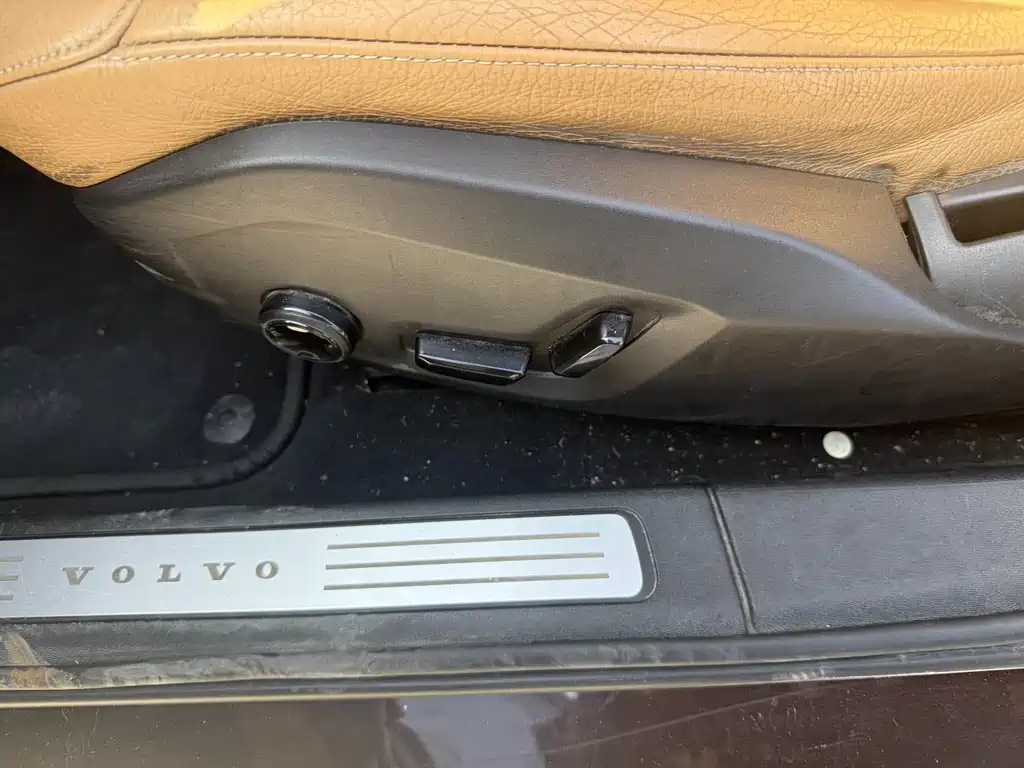 Volvo S90 2017 T4 Zhiyuan Edition